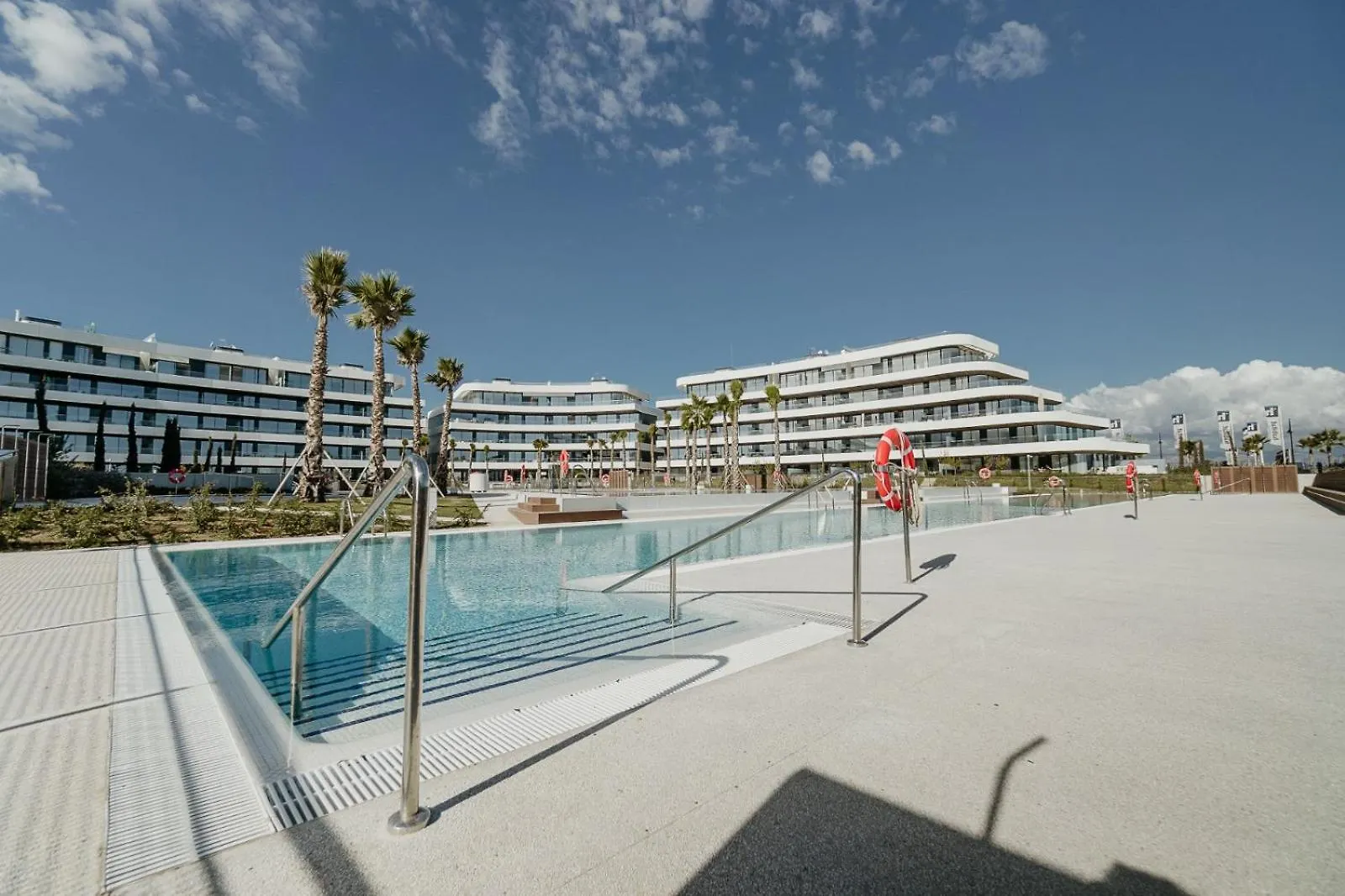Vivi Homes - Choco Pool, Gym, Terrace & Beach Torremolinos Apartament